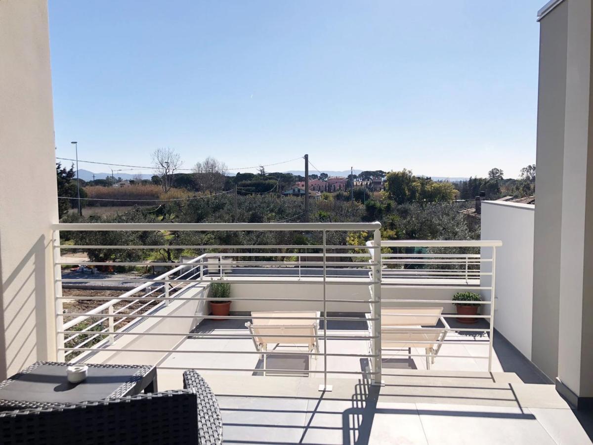 Casa Ginevra A Cecina By Zoom In Earth Apartment Exterior photo